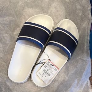 Zara size 36 slides NWT